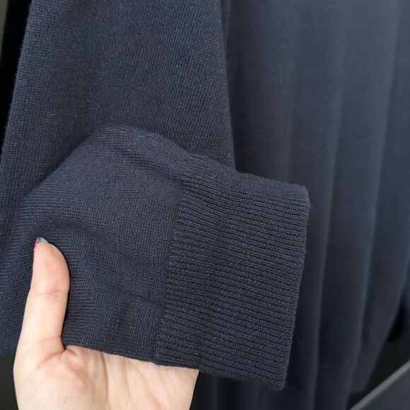 Burberry Brit Check Print Cuff V-Neck Cashmere Navy Blue Sweater Size SP - Picture 7 of 9